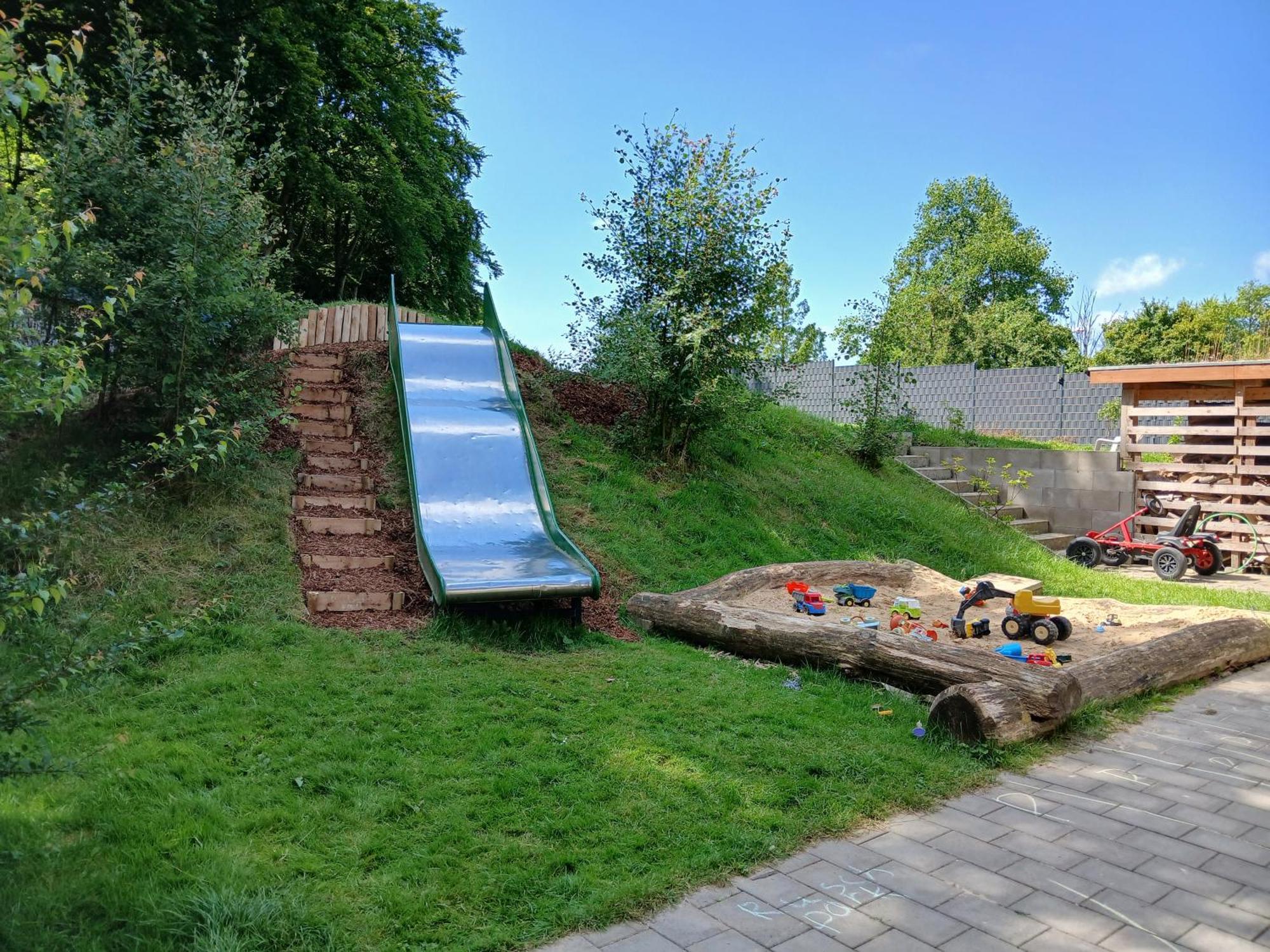 Fewo Fruehling In Der Villa Waldrand Mit Grossem Garten Bad Wunnenberg Exterior photo